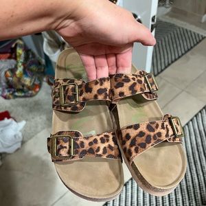 2 Pairs of Footbed Sandals